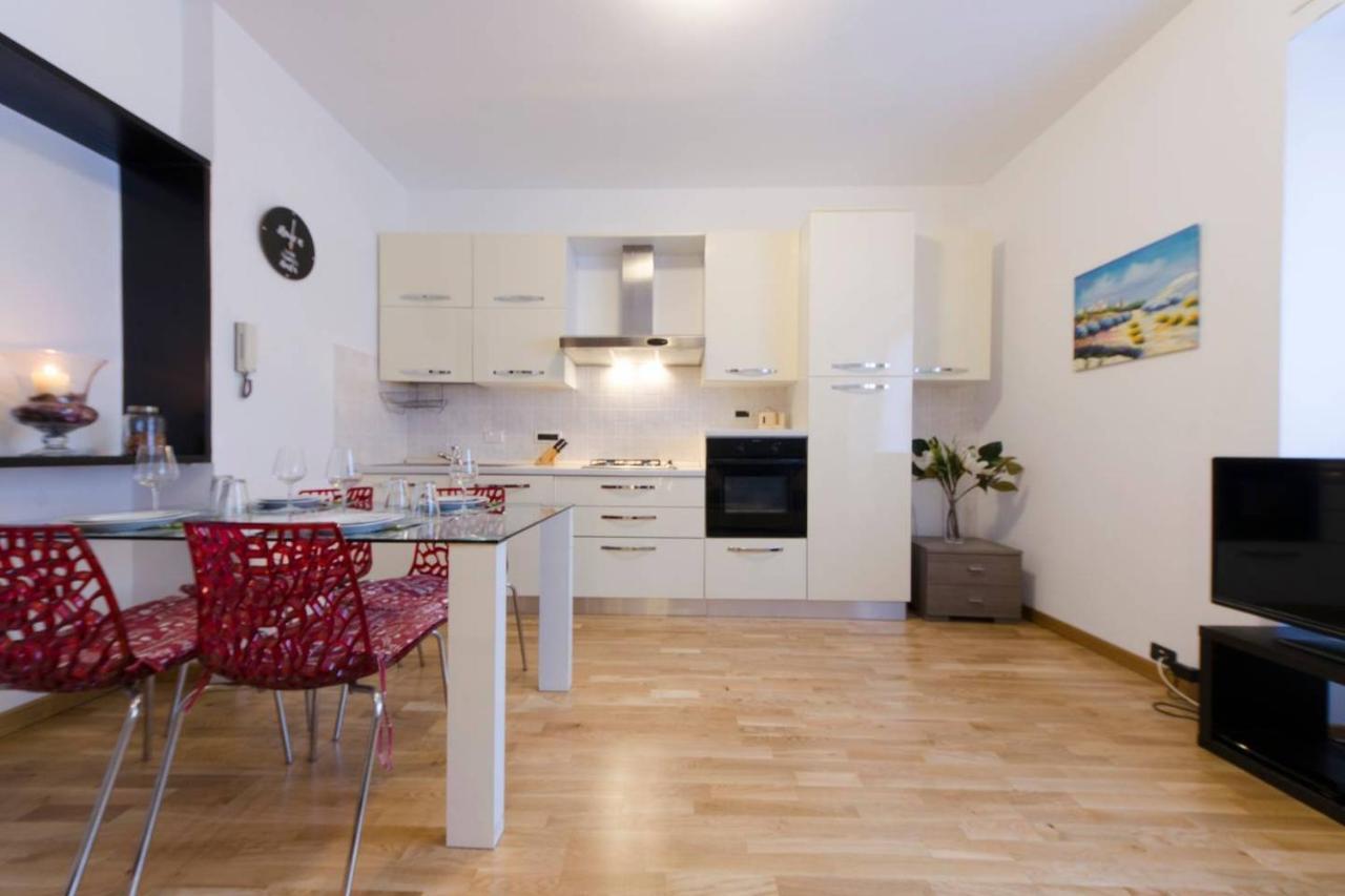 Altido Elegant 1 Bedroom Apt Moments From The Sea Genoa Bagian luar foto